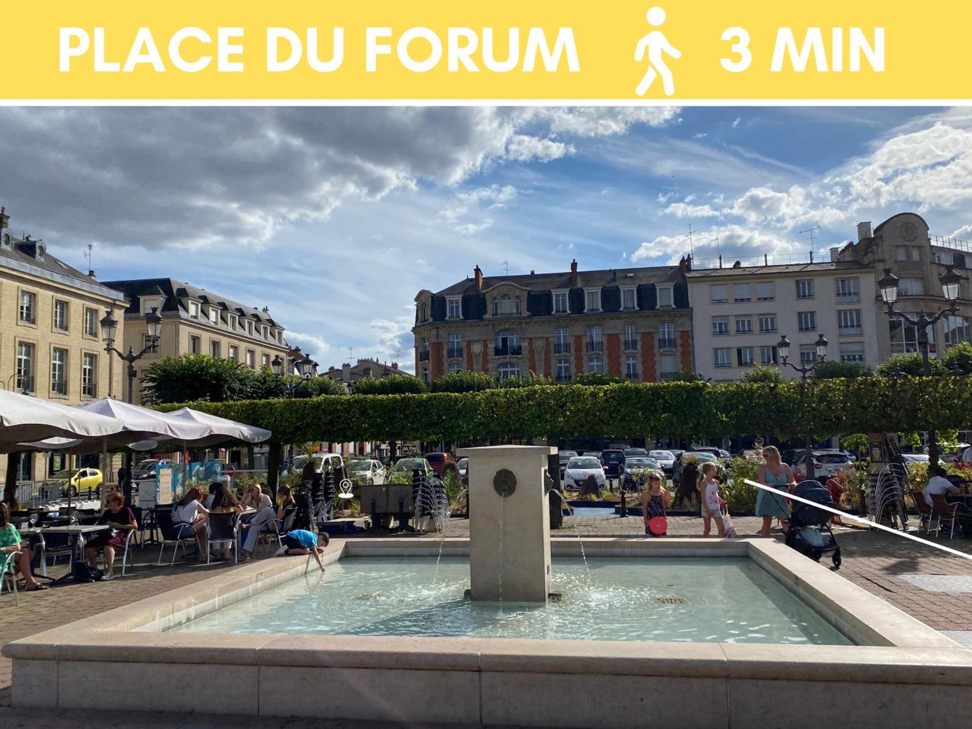 Le Forum - Hyper Centre - Parking Reims Exteriör bild